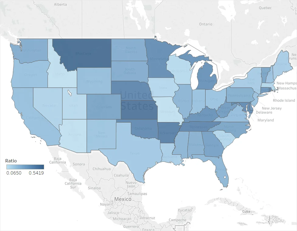Estimating the distance at which narwhal $(	extit{Monodon monoceros})$ respond to disturbance: a penalized threshold hidden Markov model