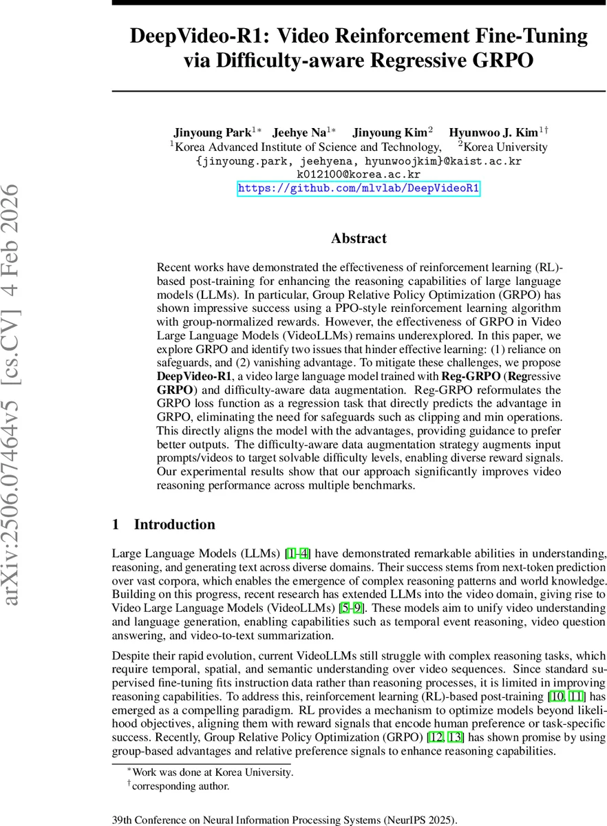 Phase transitions on periodic orbits in $β$-transformation with a hole at zero